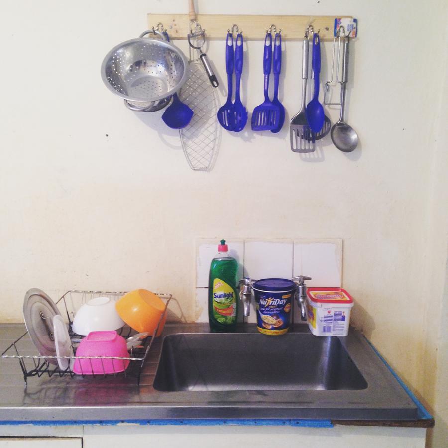 Kumunzi Backpackers Hostel ลุซากา ภายนอก รูปภาพ