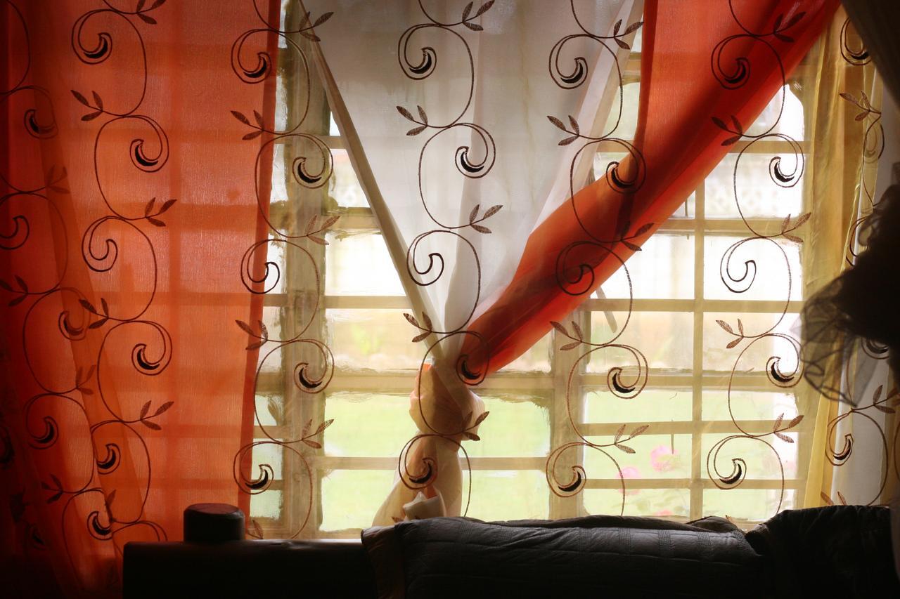 Kumunzi Backpackers Hostel ลุซากา ภายนอก รูปภาพ