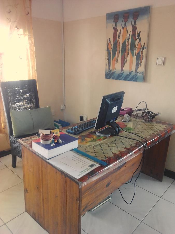 Kumunzi Backpackers Hostel ลุซากา ภายนอก รูปภาพ